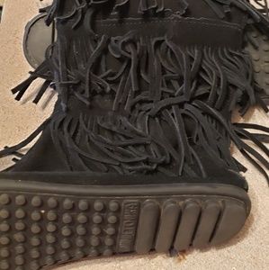 Native American boots black